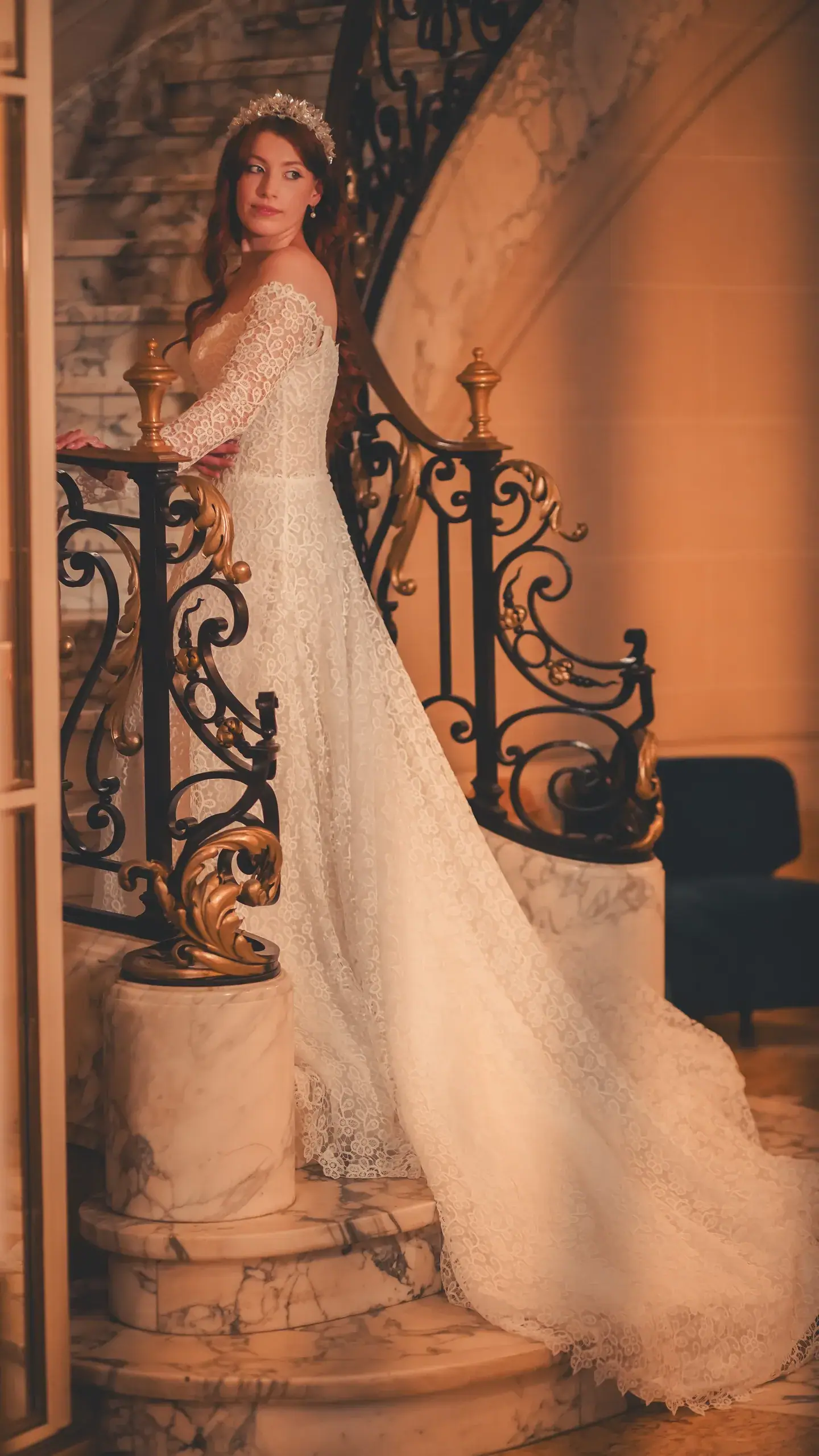 LUNA — photo 2
